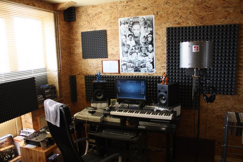 Звуки домашних видео. Музыкальная студия. Студия звукозаписи. Мини студия звукозаписи. Звукоизоляция музыкальной студии.